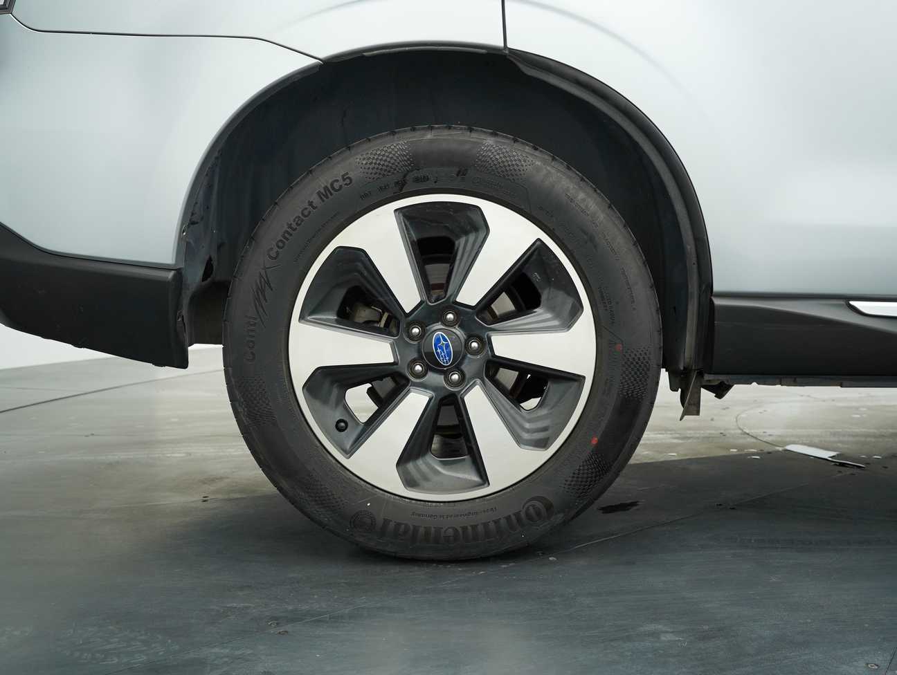 terpakai 2017 Subaru Forester P 2.0