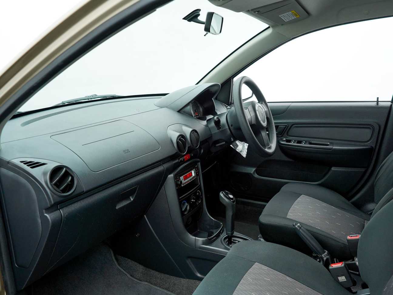 used 2014 Proton Saga SV 1.3