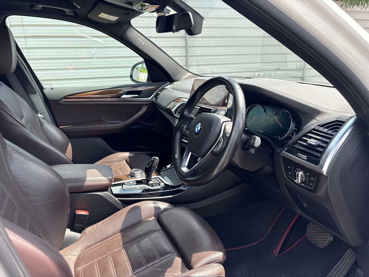 terpakai 2019 BMW X3 xDrive30i Luxury 2.0