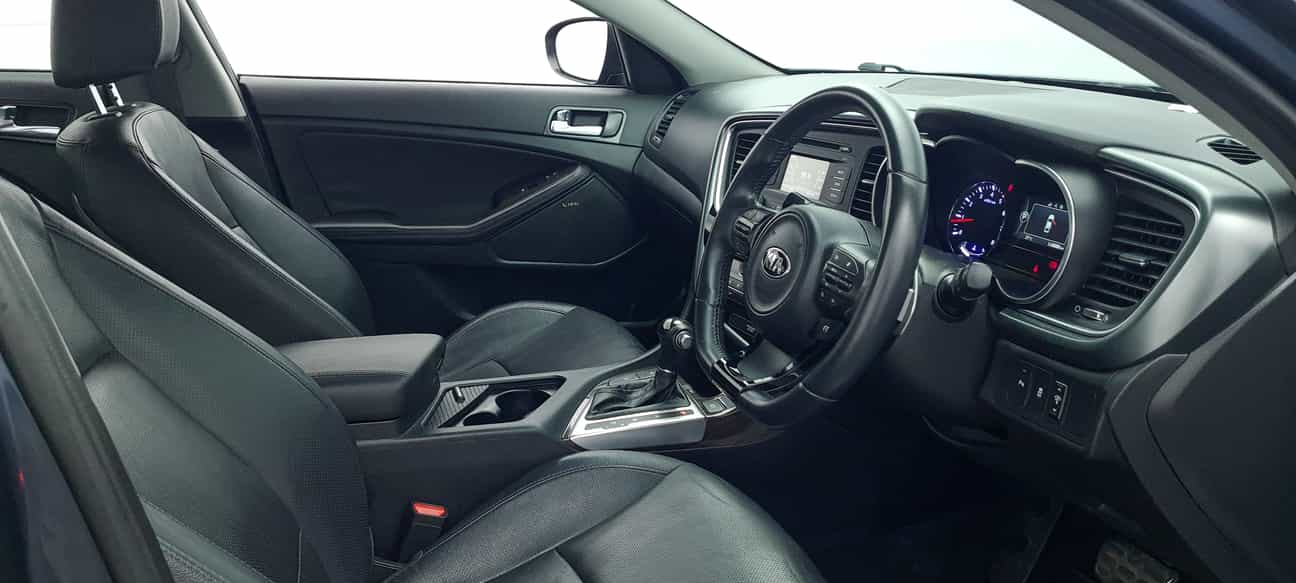 terpakai 2014 Kia OPTIMA  2.0