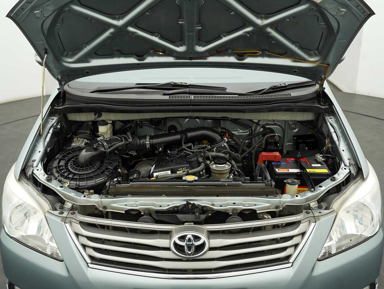 used 2013 Toyota Innova G 2.0