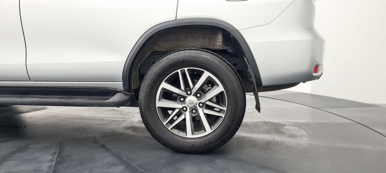 used 2018 Toyota FORTUNER VRZ 4X2 2.4