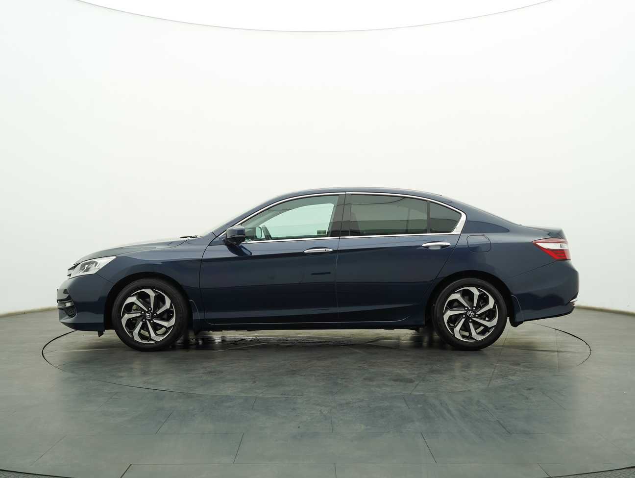 terpakai 2018 Honda Accord VTi-L 2.0