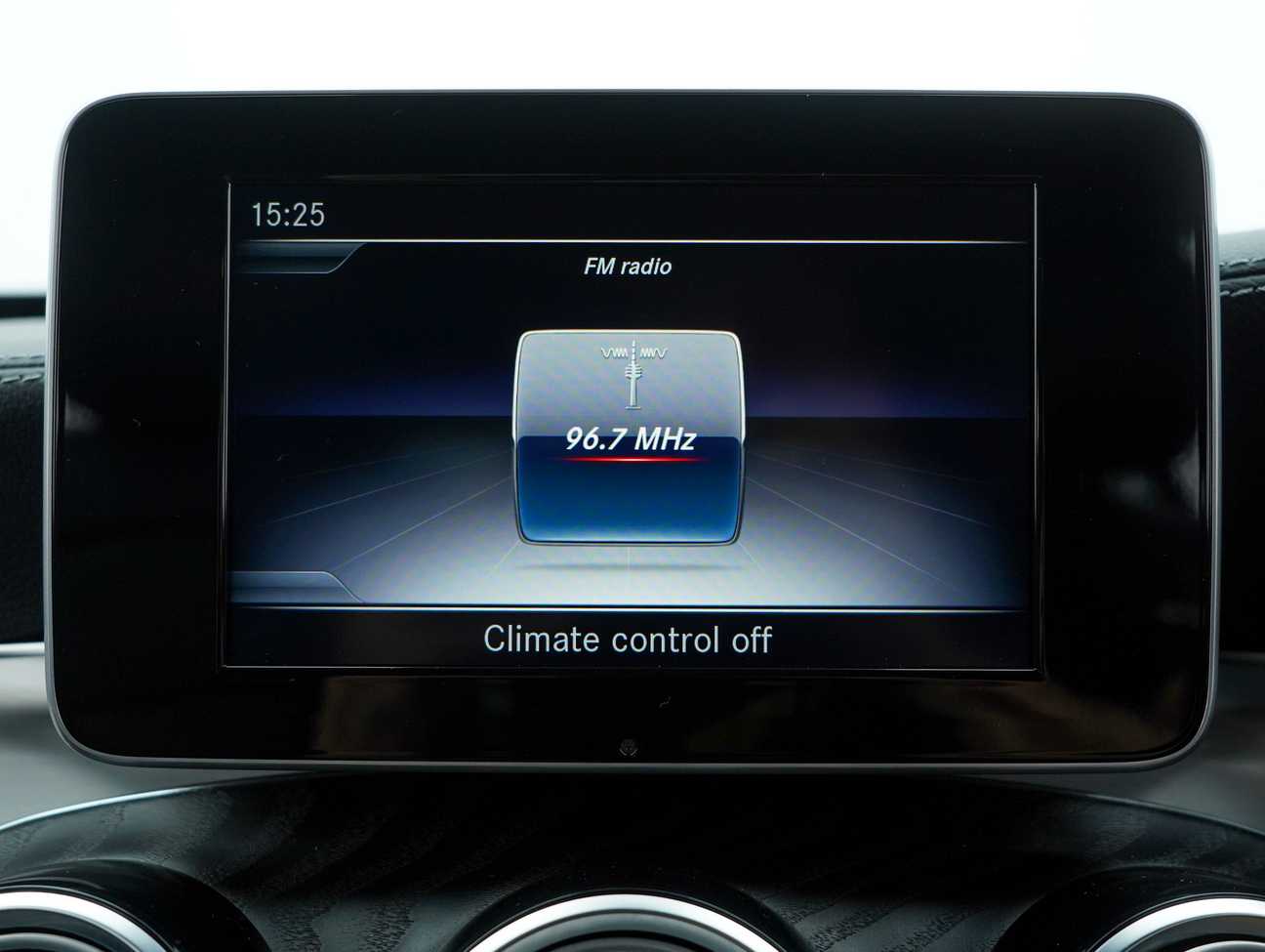 terpakai 2019 Mercedes-Benz GLC250 4MATIC AMG Line 2.0