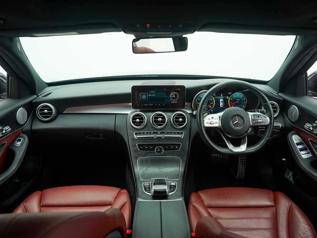 used 2018 Mercedes-Benz C300 AMG Line 2.0