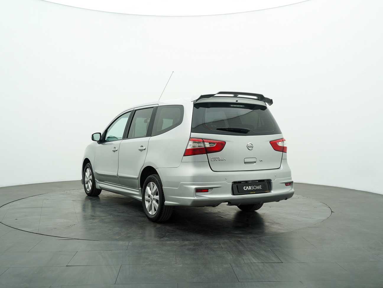 terpakai 2014 Nissan Grand Livina Comfort 1.8