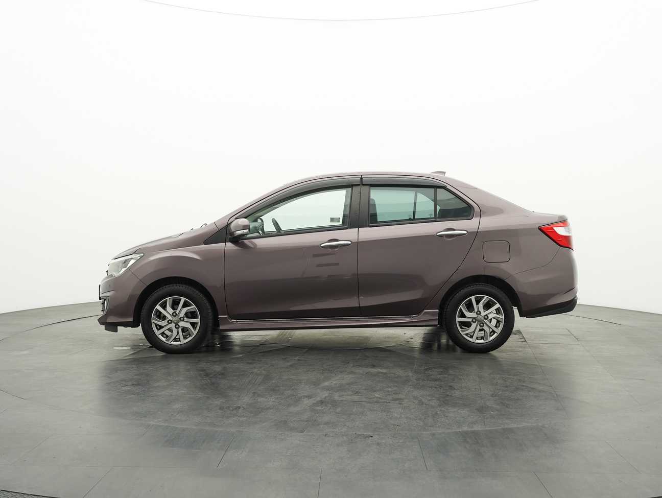 terpakai 2017 Perodua Bezza Advance 1.3