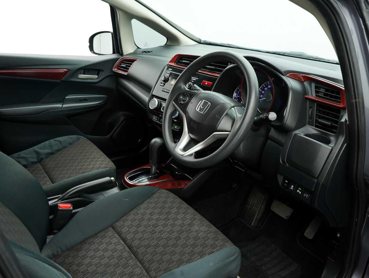 terpakai 2017 Honda JAZZ E 1.5