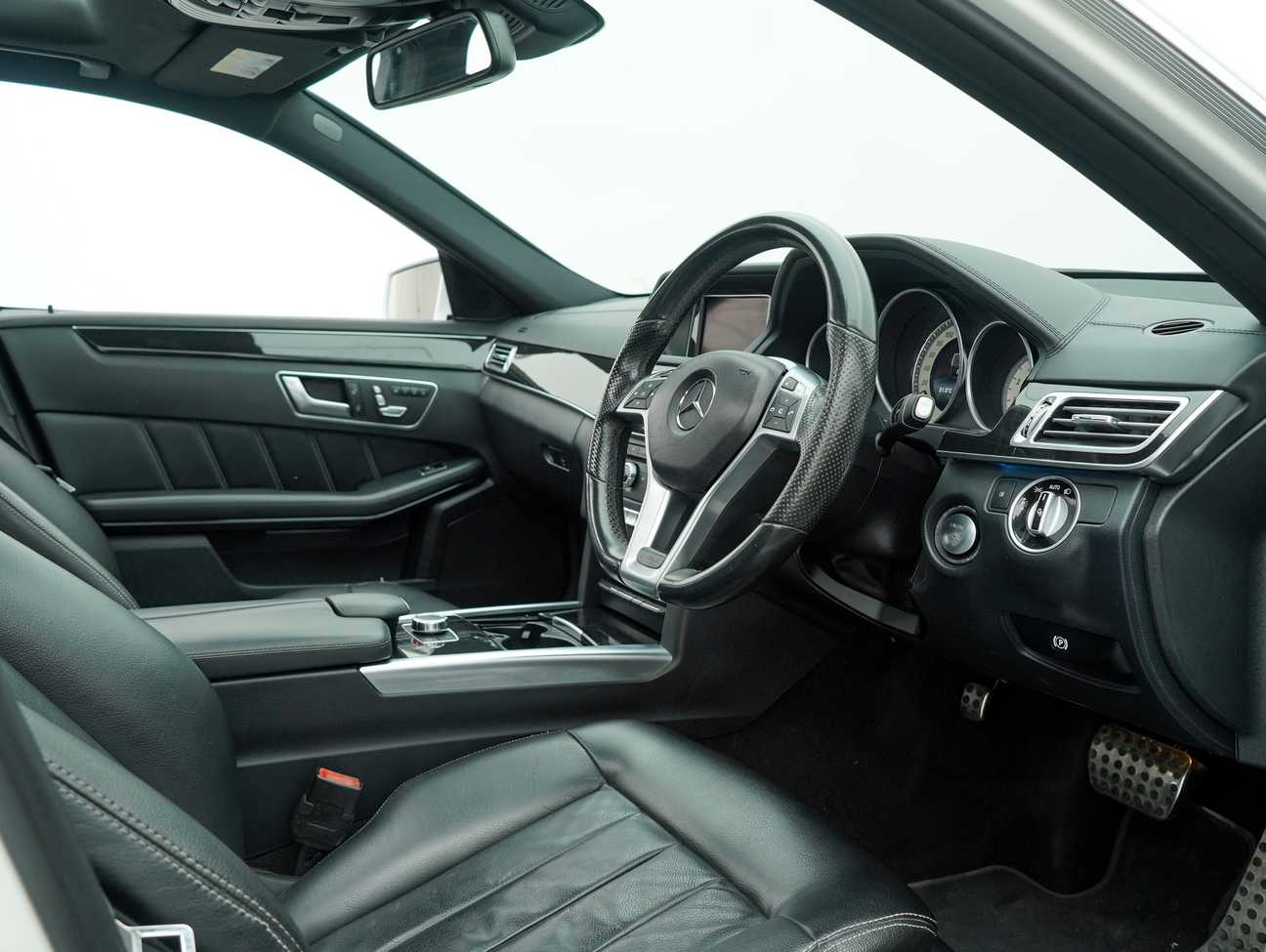 terpakai 2016 Mercedes-Benz E250 Avantgarde CGI 2.0