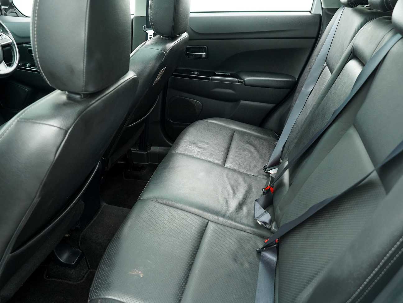 terpakai 2016 Mitsubishi ASX 4WD 2.0