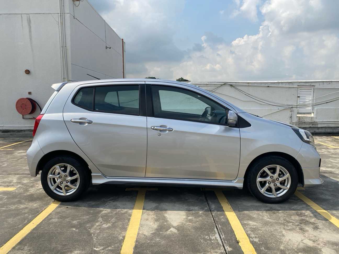 terpakai 2020 Perodua AXIA SE 1.0