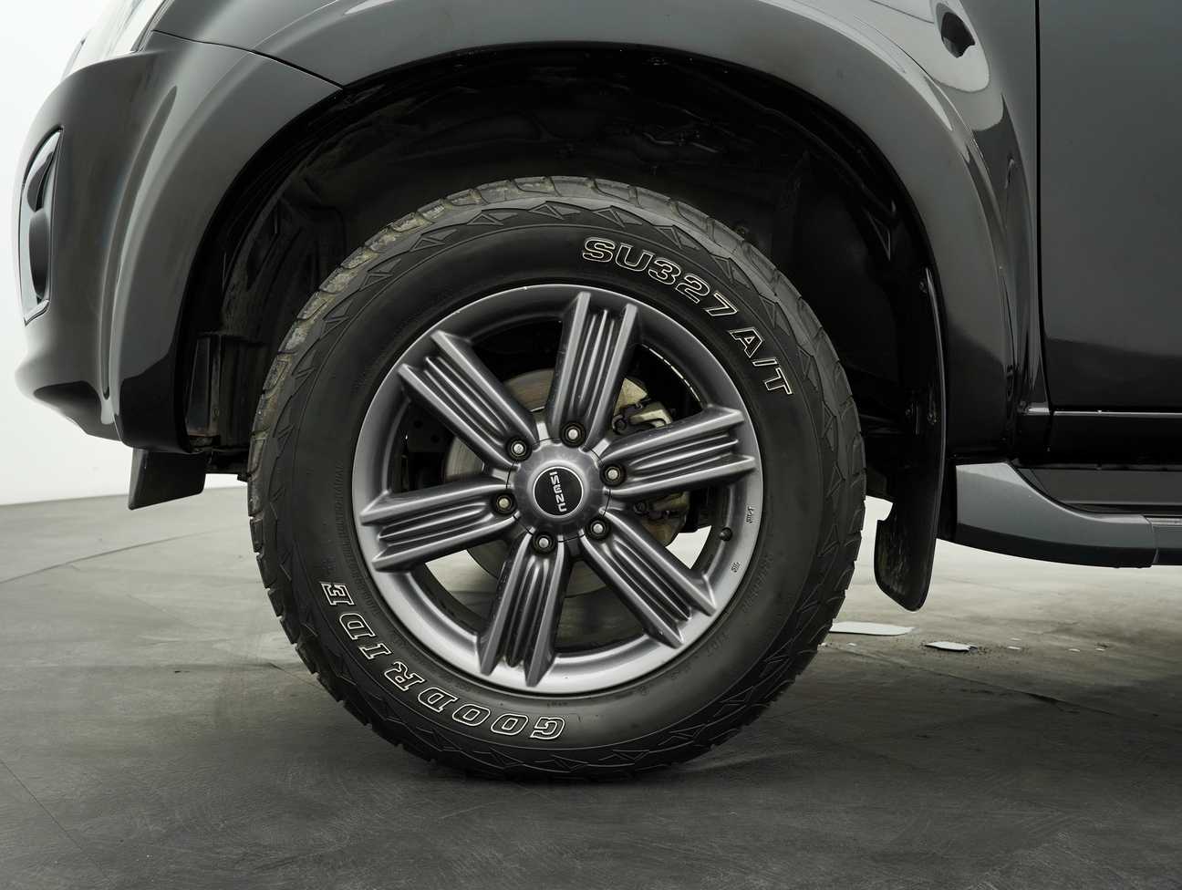 terpakai 2018 Isuzu D-Max  2.5