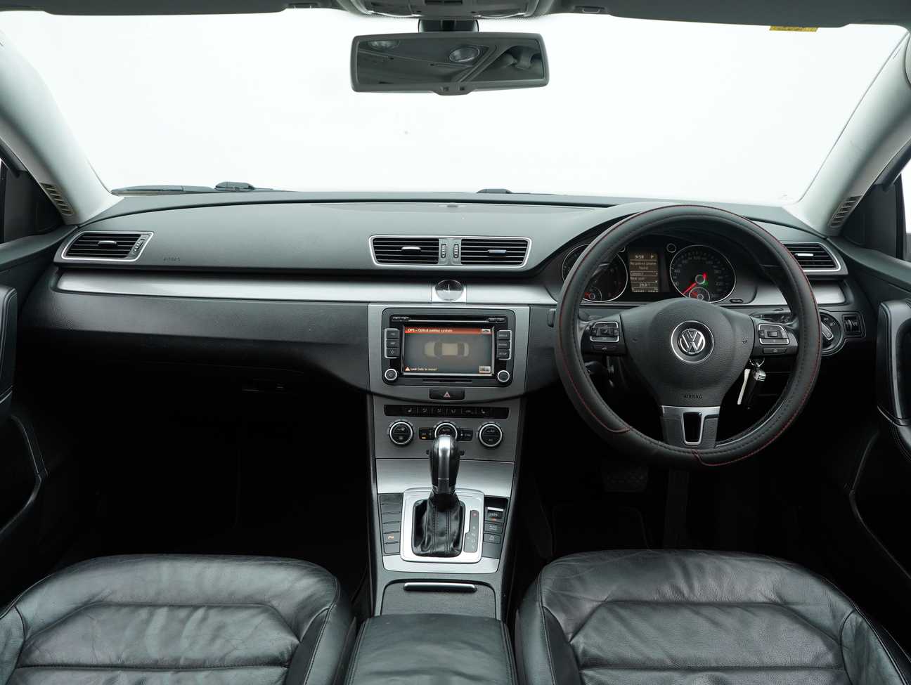 terpakai 2014 Volkswagen Passat TSI 1.8