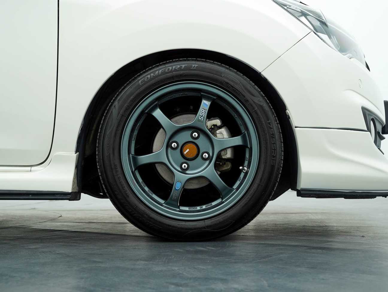 terpakai 2016 Perodua Bezza Advance 1.3