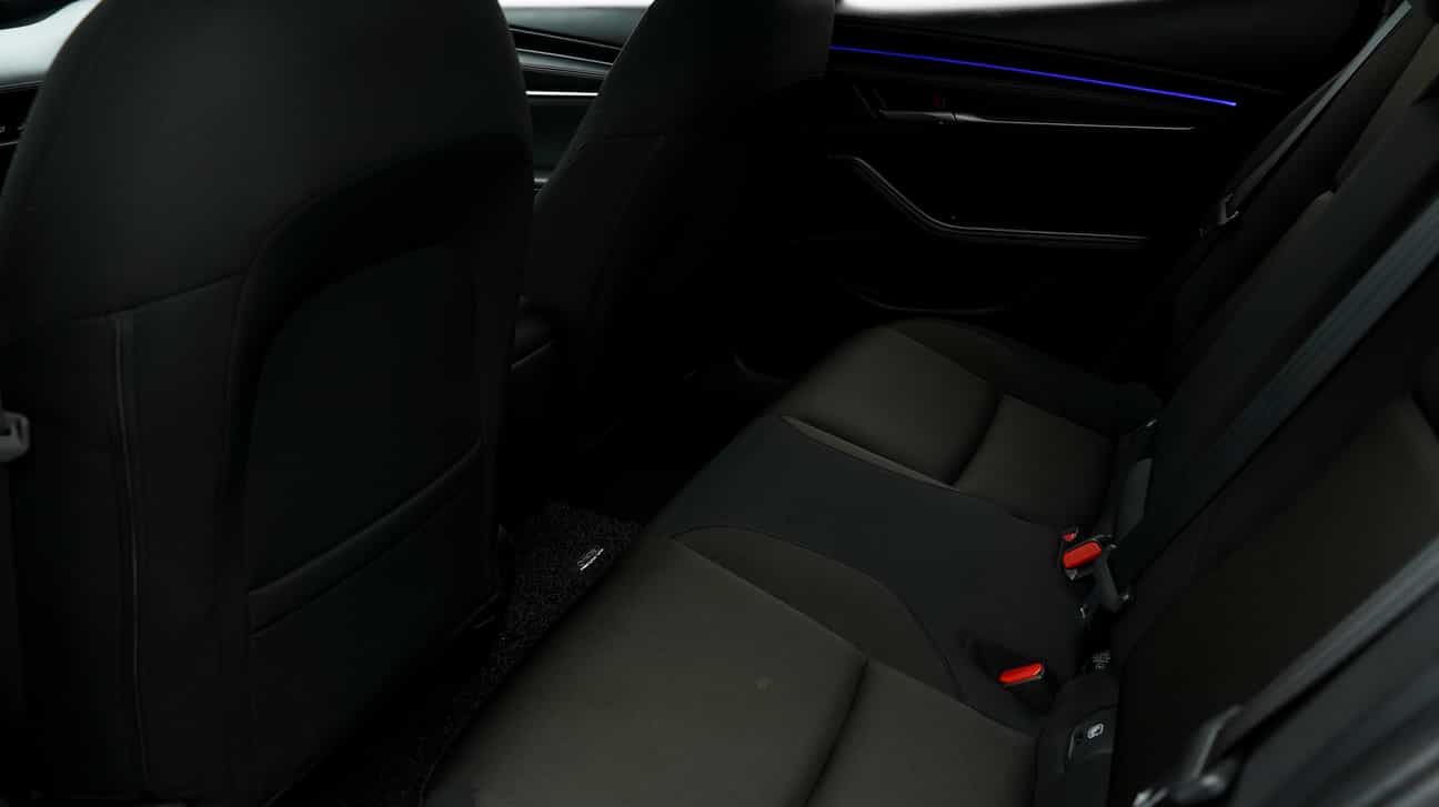 terpakai 2020 Mazda 3 LIFTBACK MID 1.5