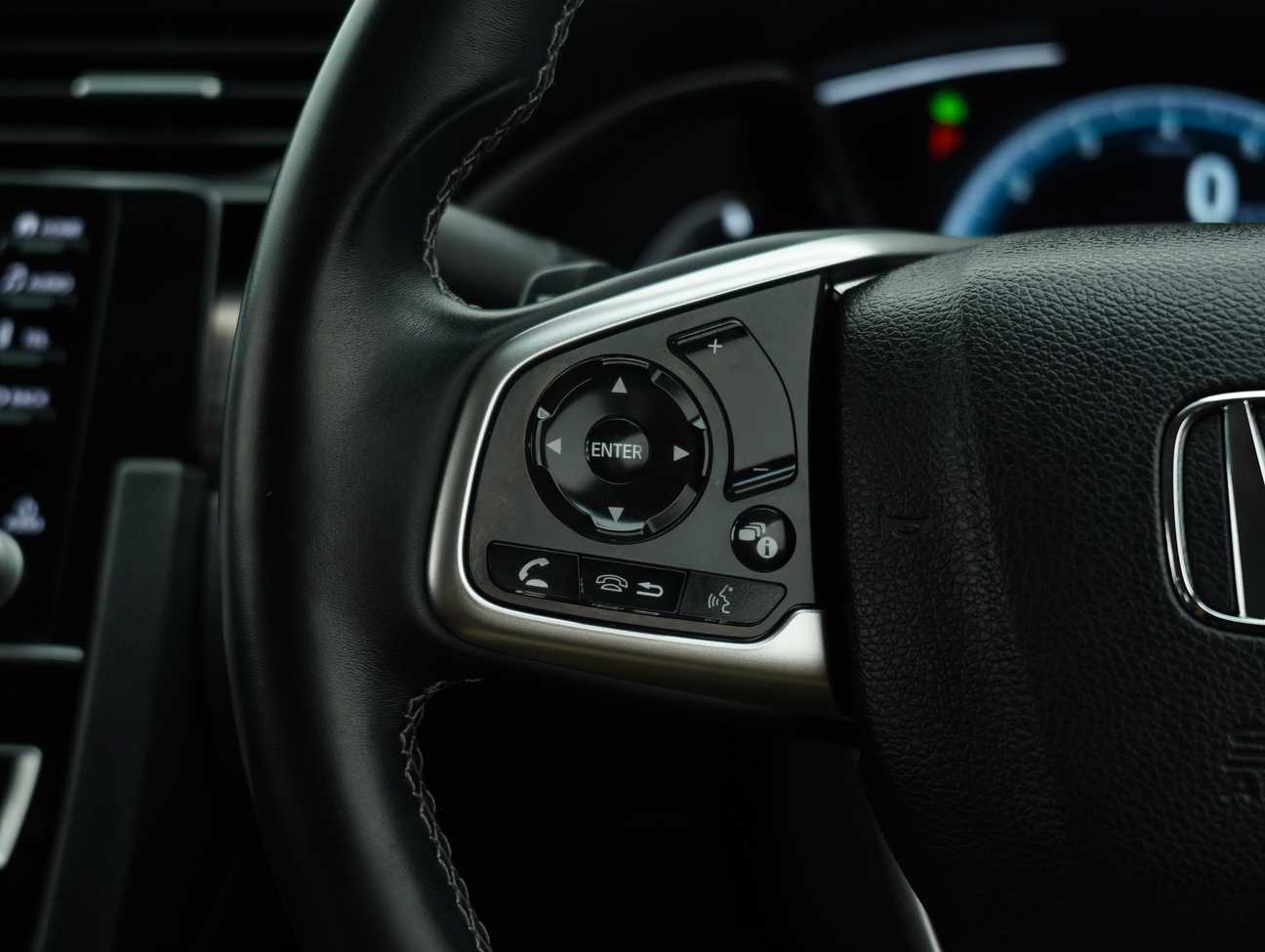terpakai 2020 Honda Civic TC VTEC Premium 1.5