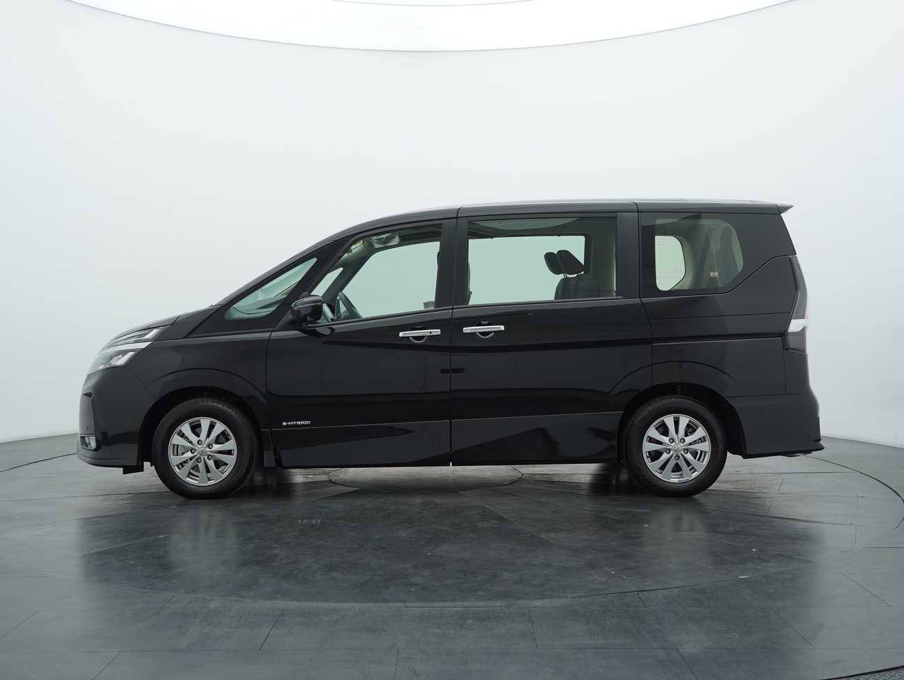 used 2025 Nissan Serena S-Hybrid High-Way Star 2.0