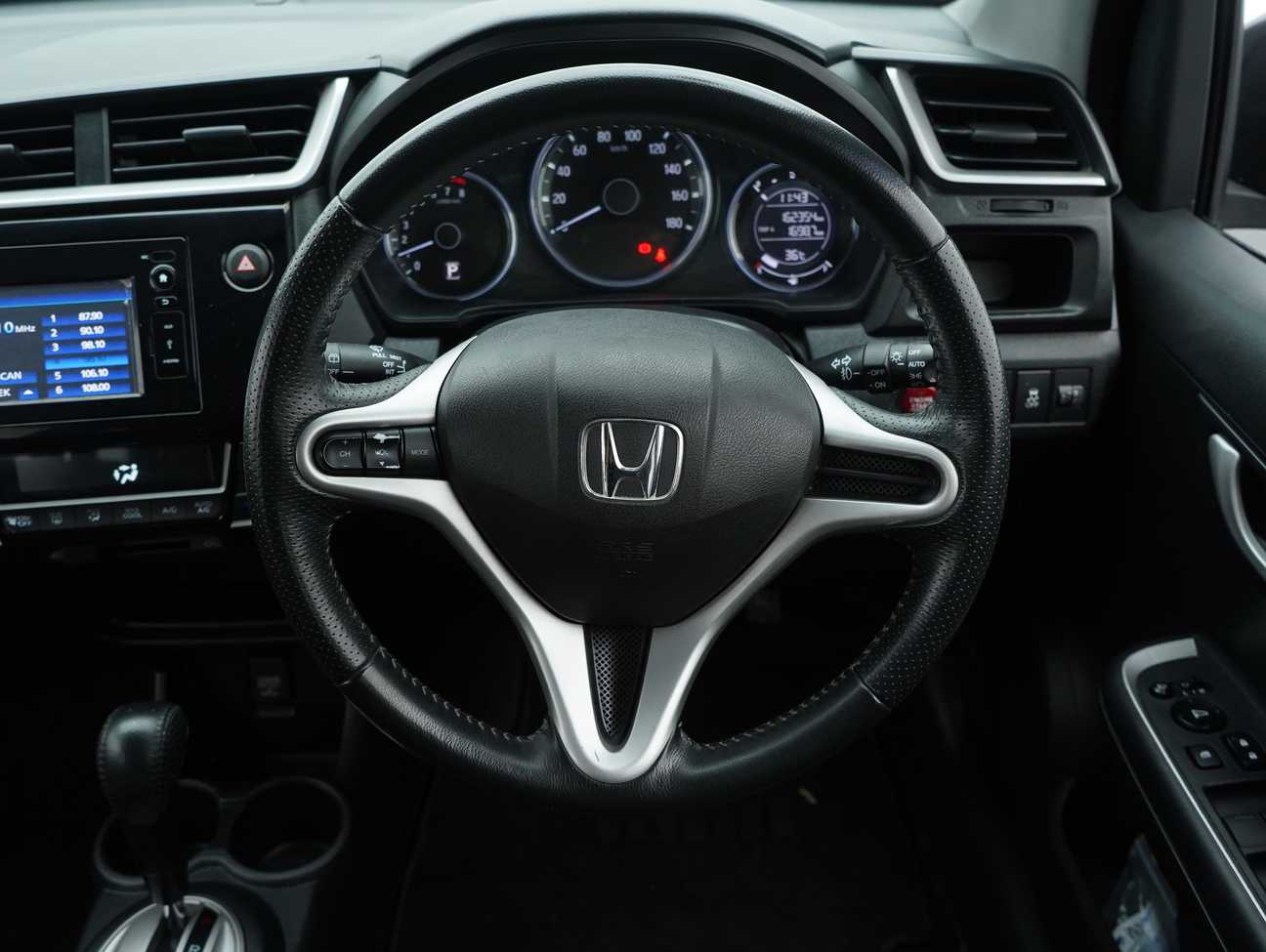 used 2018 Honda BR-V V 1.5