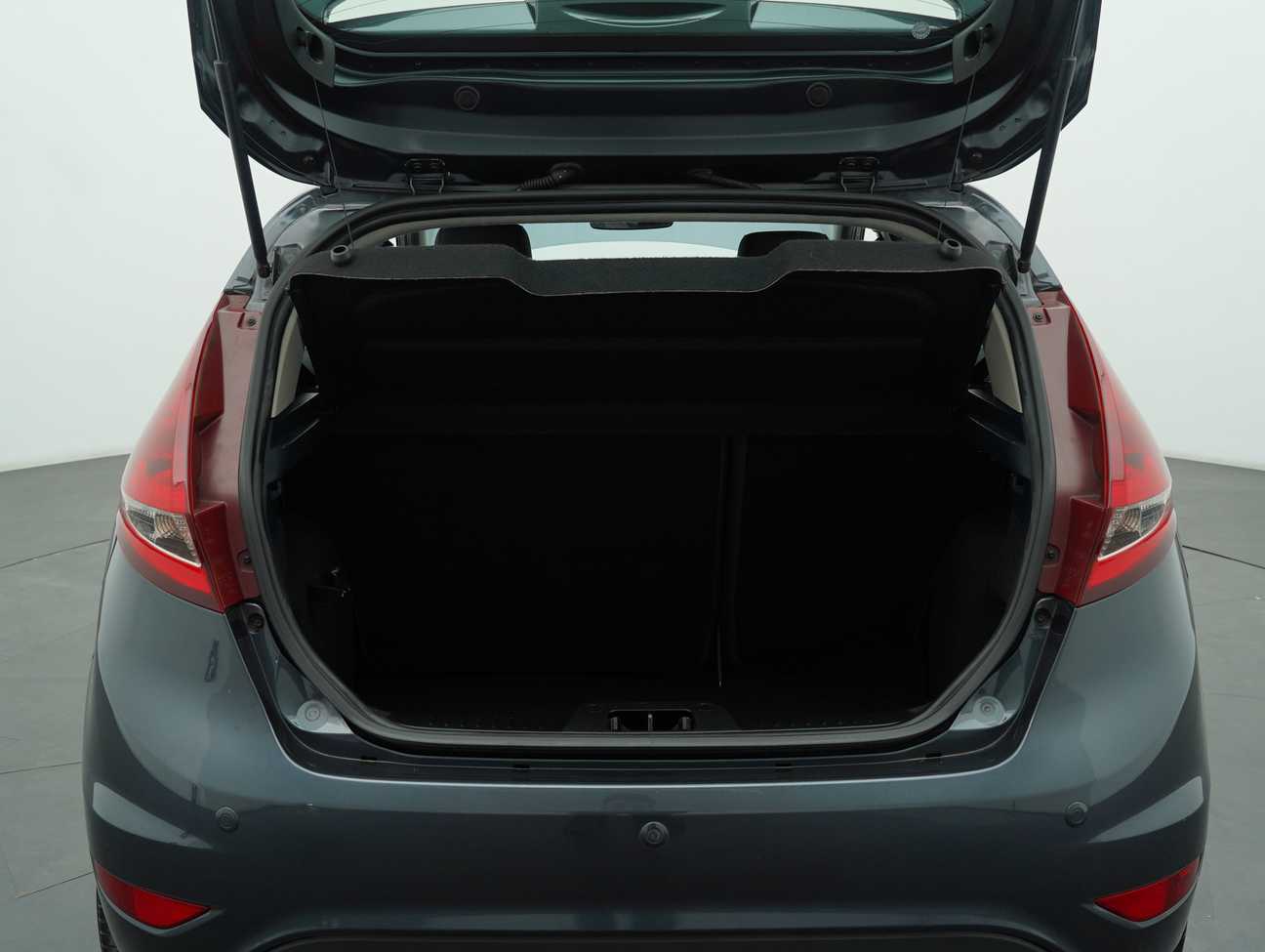 terpakai 2012 Ford Fiesta Sport 1.6