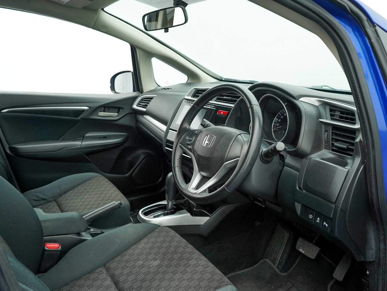 used 2014 Honda Jazz V 1.5