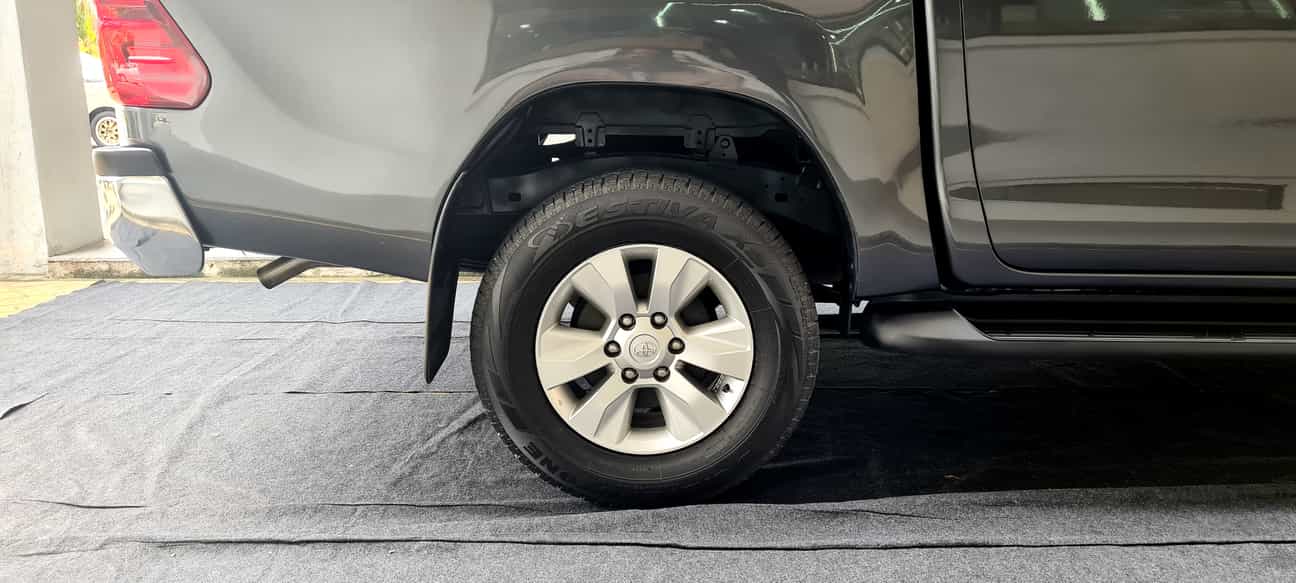 used 2016 Toyota HILUX DOUBLE CAB G 4X4 2.4