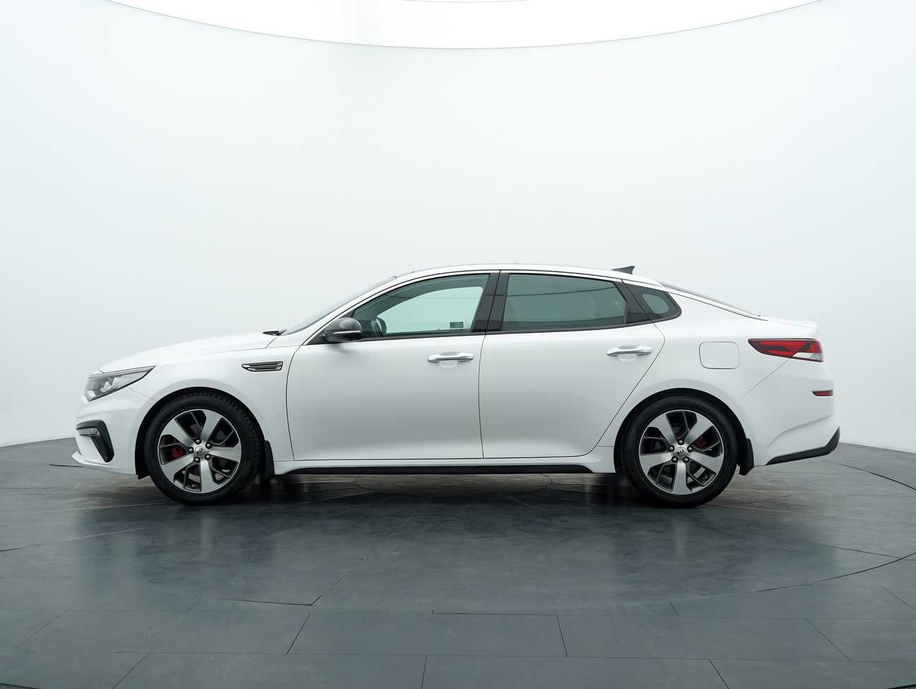 terpakai 2018 Kia Optima K5 GT 2.0