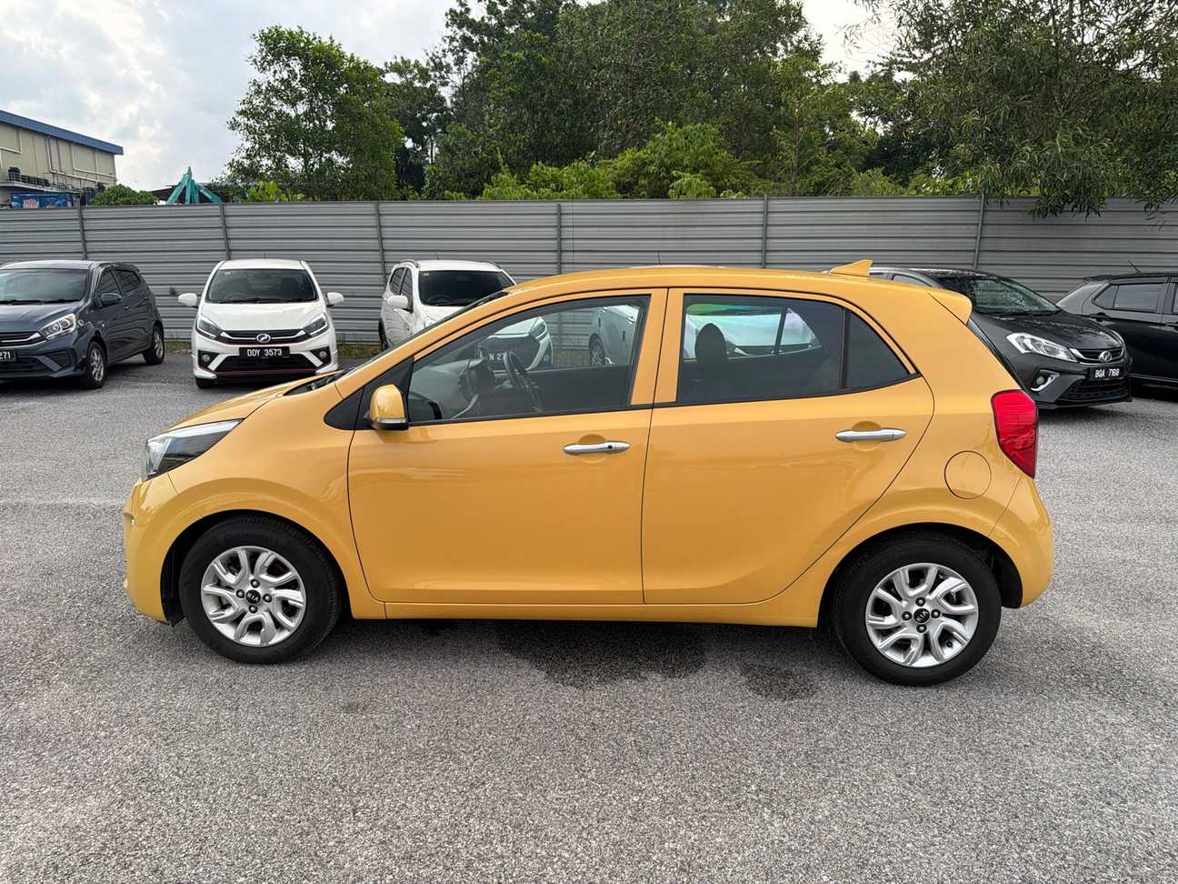 terpakai 2018 Kia Picanto EX 1.2