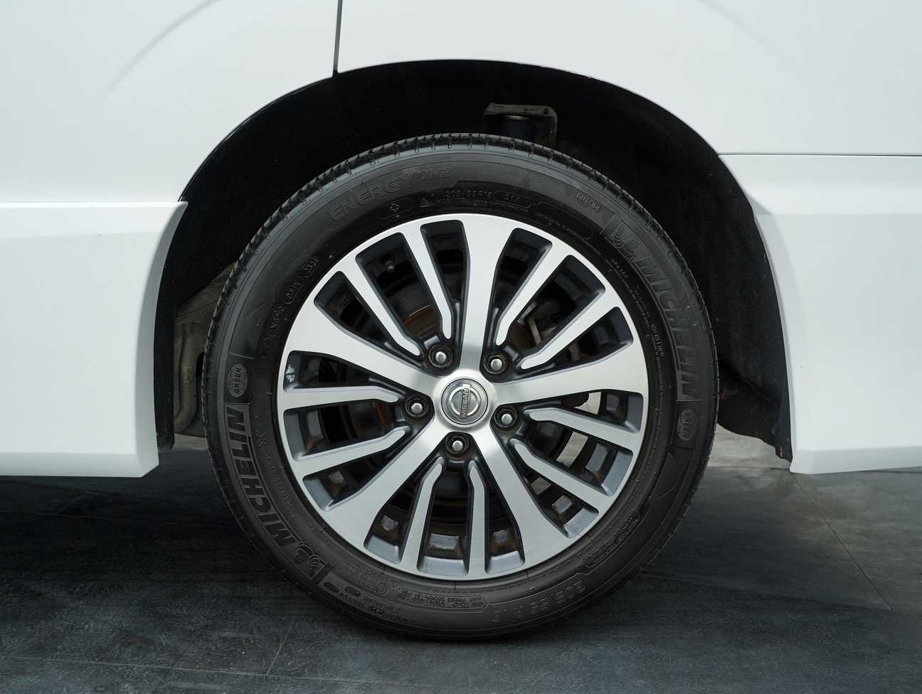 used 2019 Nissan Serena S-Hybrid High-Way Star 2.0
