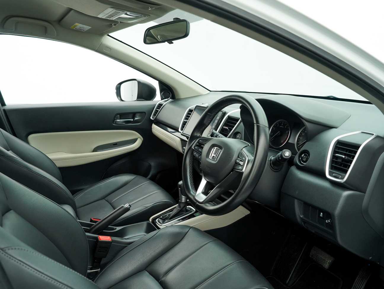 used 2022 Honda City V i-VTEC 1.5