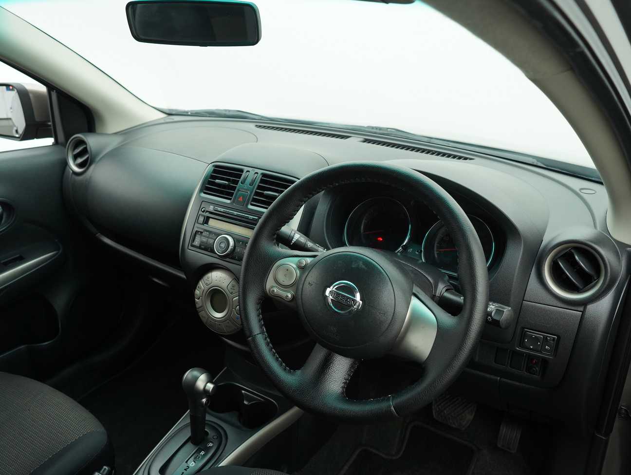 used 2013 Nissan Almera VL 1.5