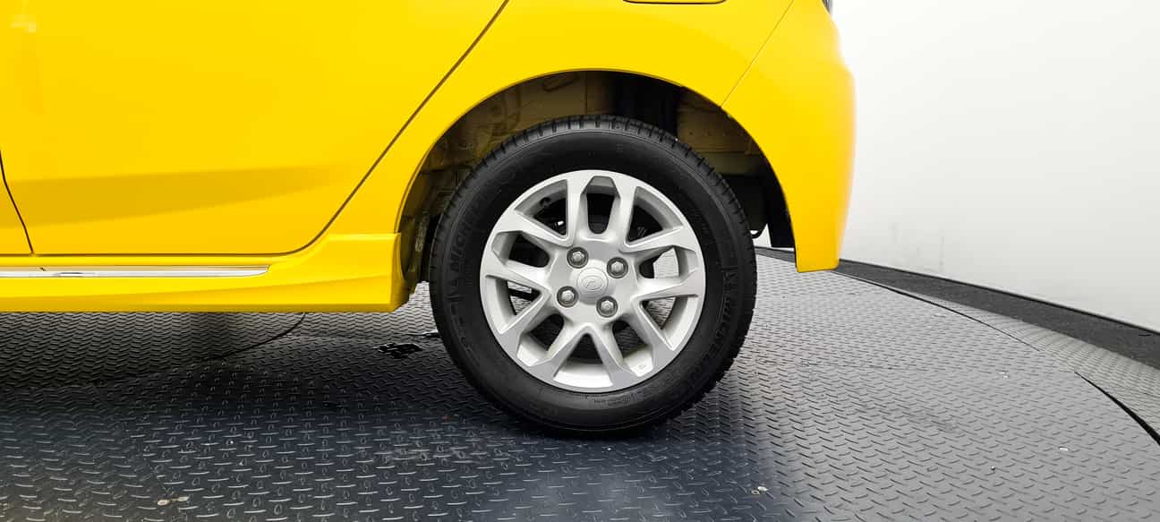 terpakai 2015 Perodua AXIA SE 1.0