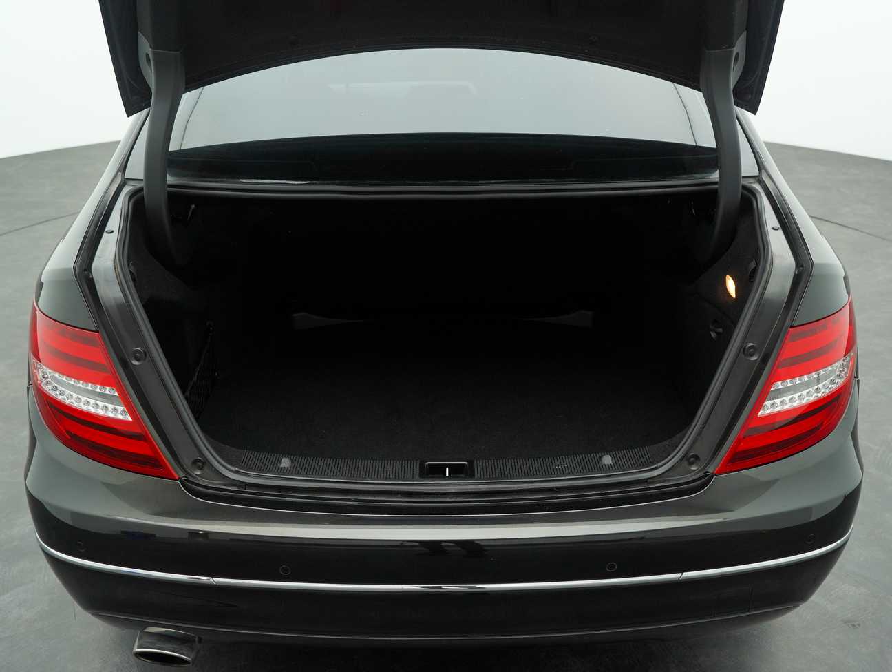 terpakai 2013 Mercedes-Benz C 200 CGI 1.8