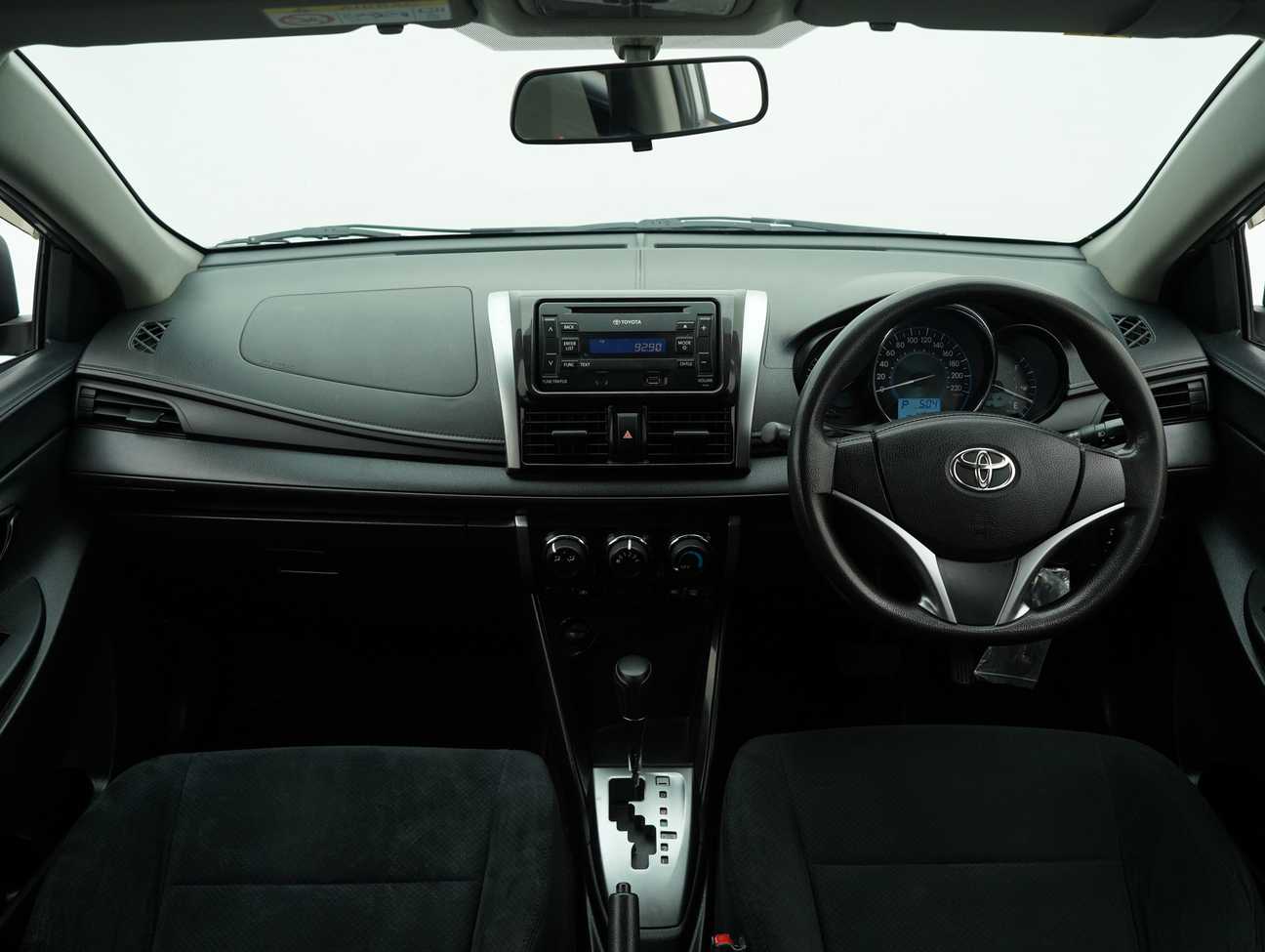 terpakai 2014 Toyota Vios J 1.5