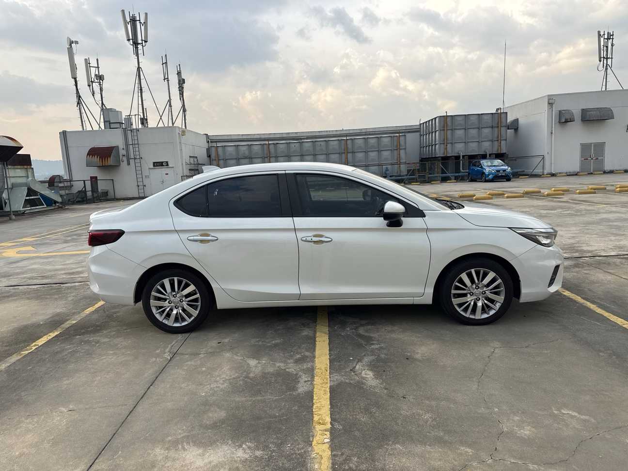 used 2022 Honda City V 1.5