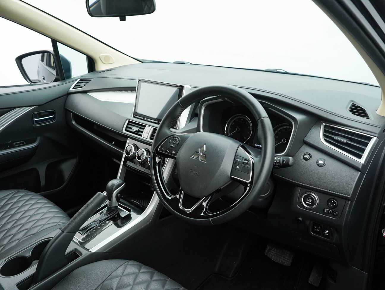 terpakai 2022 Mitsubishi Xpander  1.5