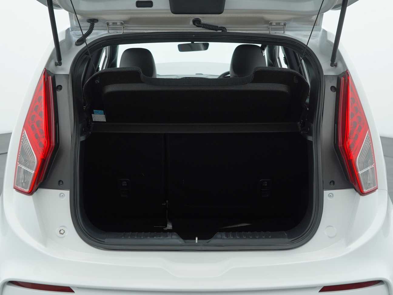 terpakai 2019 Proton Iriz Premium 1.6