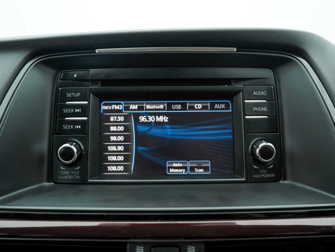 terpakai 2014 Mazda 6 SEDAN 2.0