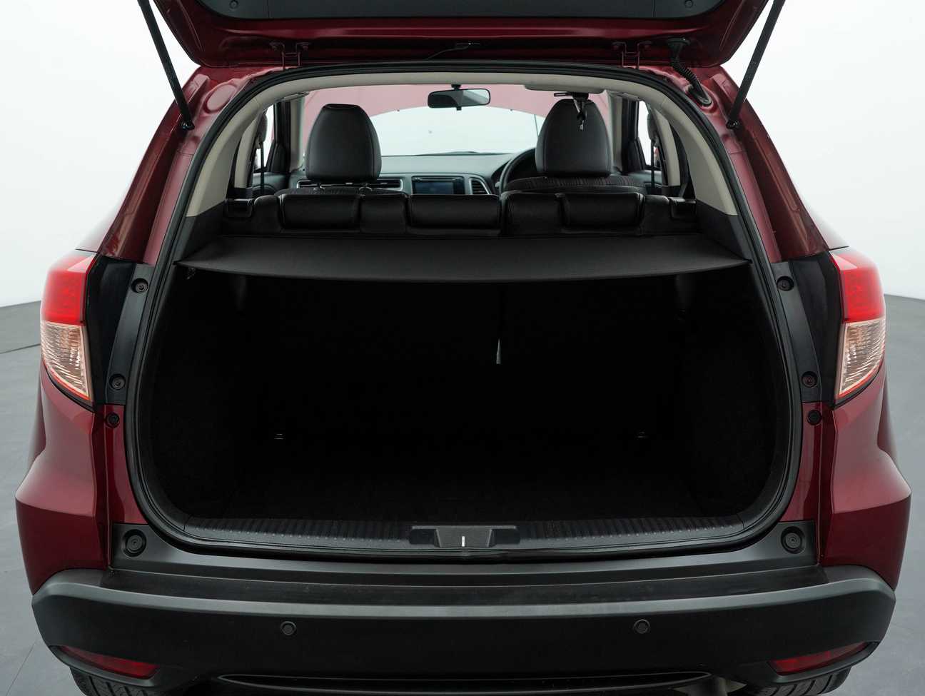 used 2017 Honda HR-V V 1.8