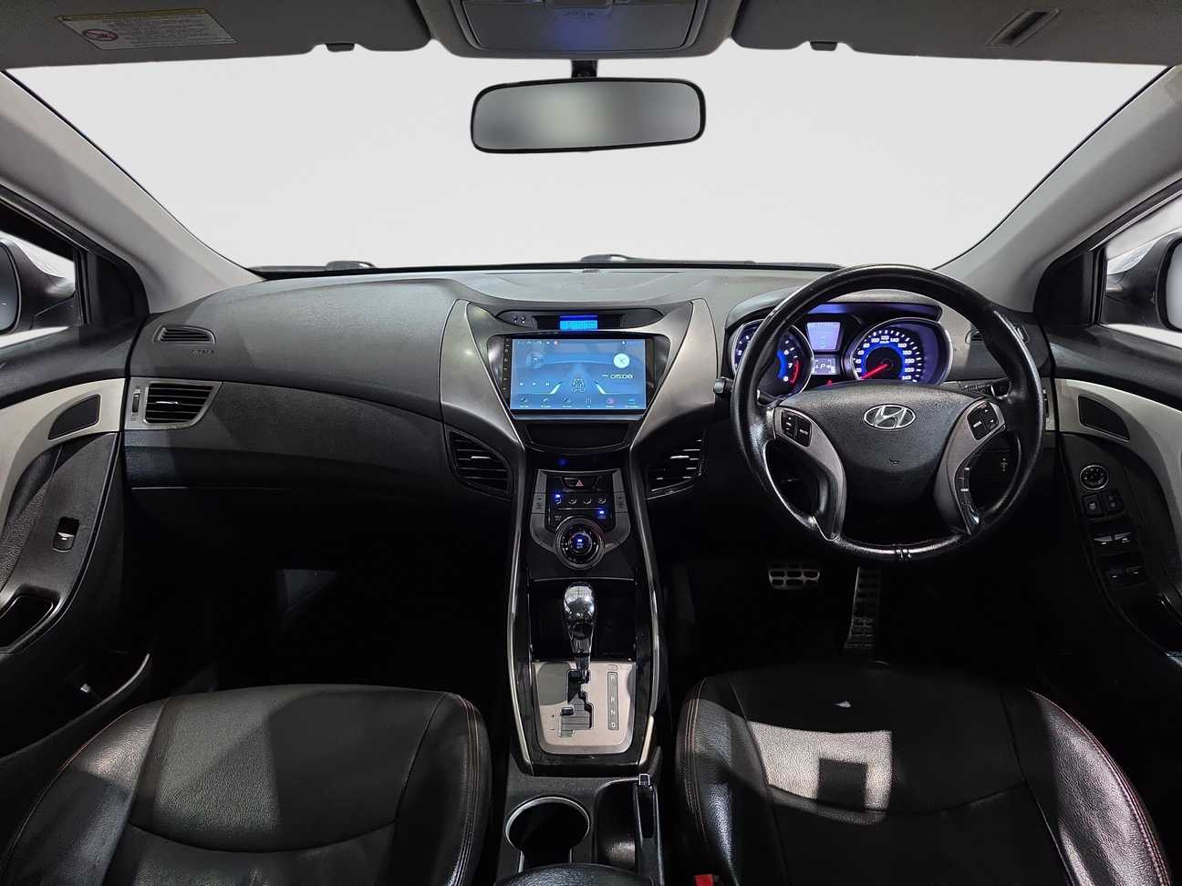 used 2013 Inokom Elantra  1.6