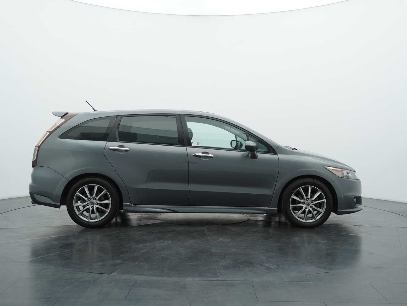 used 2012 Honda Stream i-VTEC RSZ 1.8