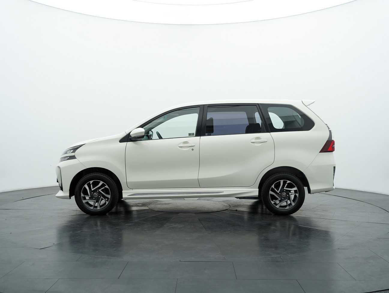 terpakai 2021 Toyota Avanza S 1.5