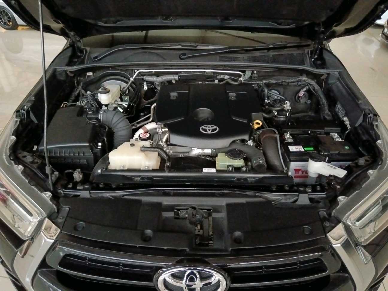 used 2023 Toyota Hilux V Dual Cab 2.4