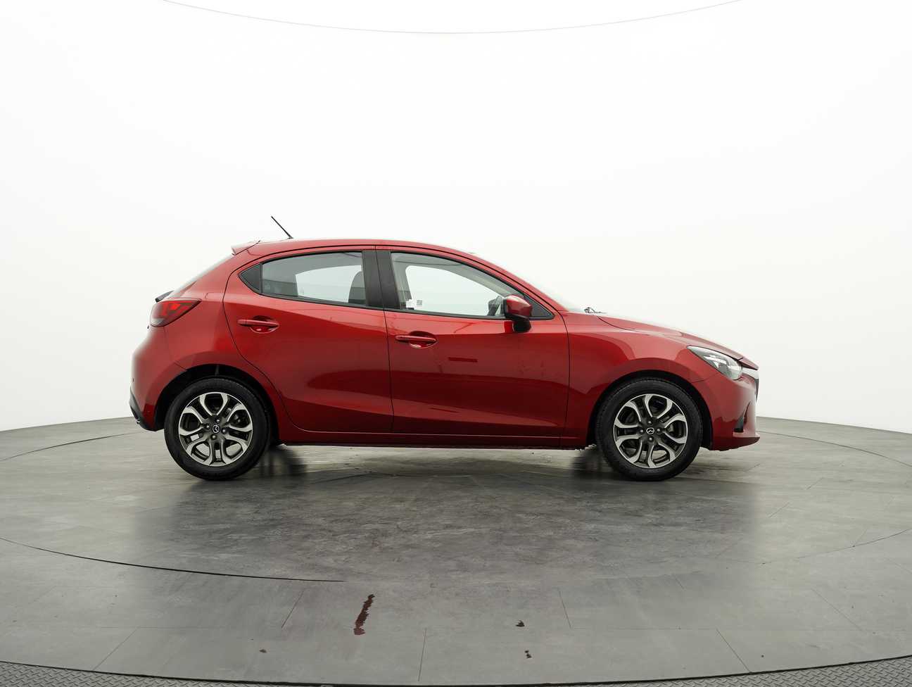 terpakai 2015 Mazda 2 SKYACTIV-G 1.5