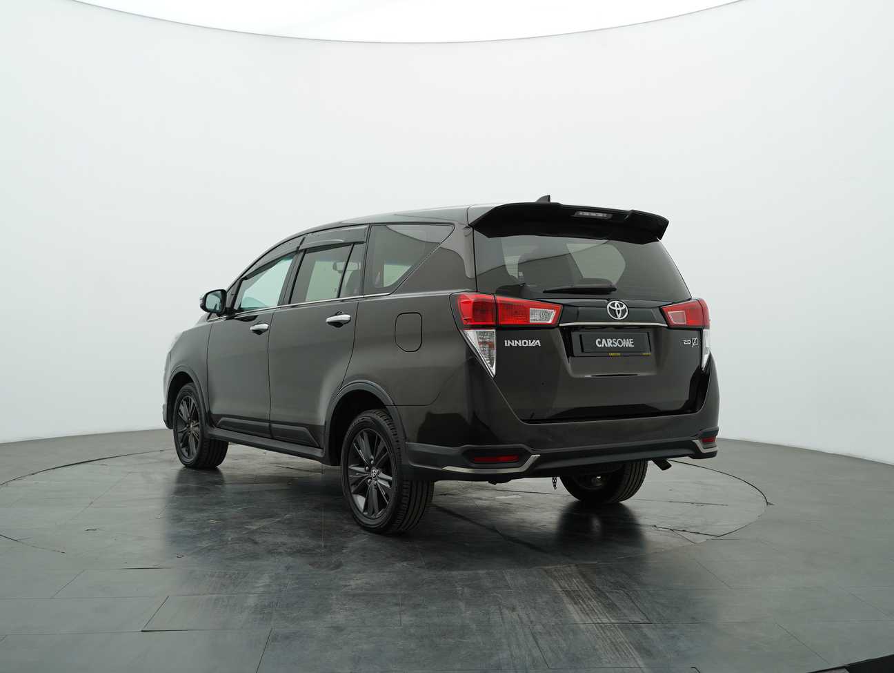 used 2022 Toyota Innova X 2.0
