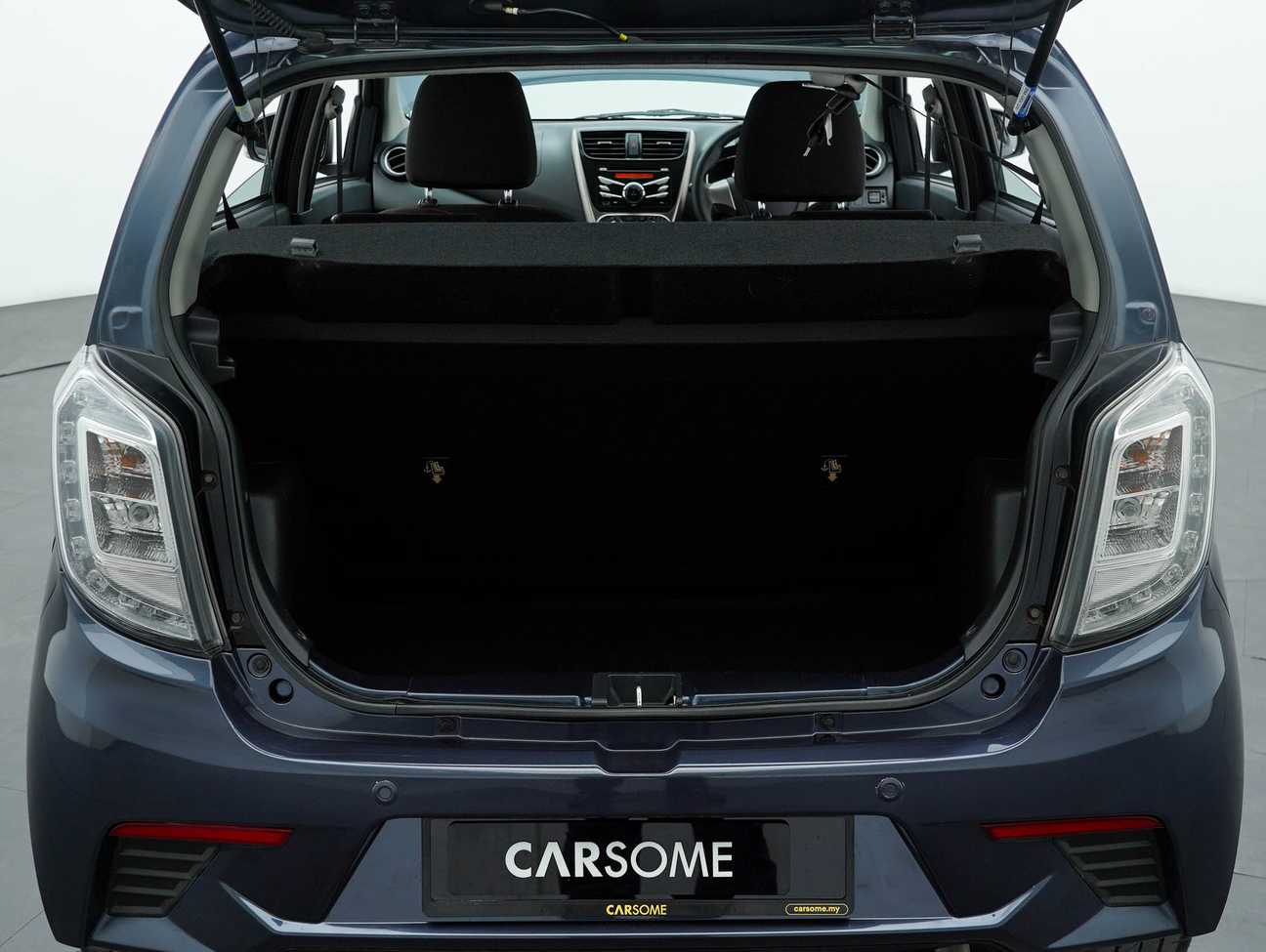 terpakai 2014 Perodua AXIA SE 1.0