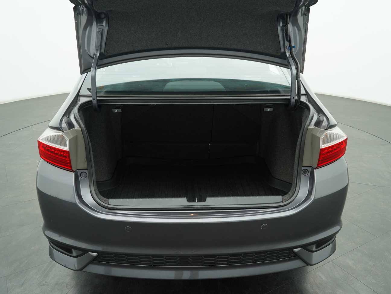 used 2019 Honda City V 1.5