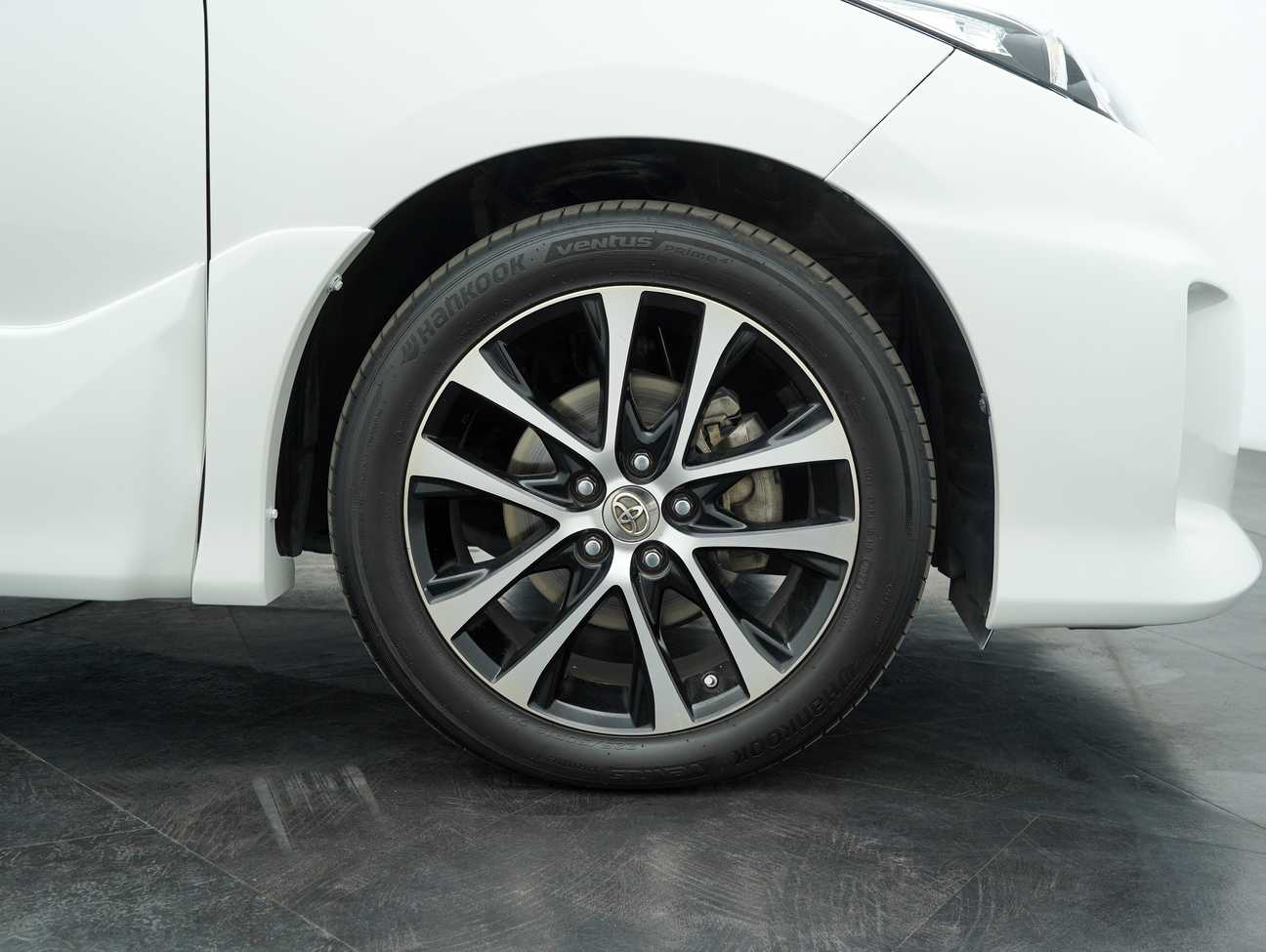 used 2014 Toyota Estima Aeras 2.4