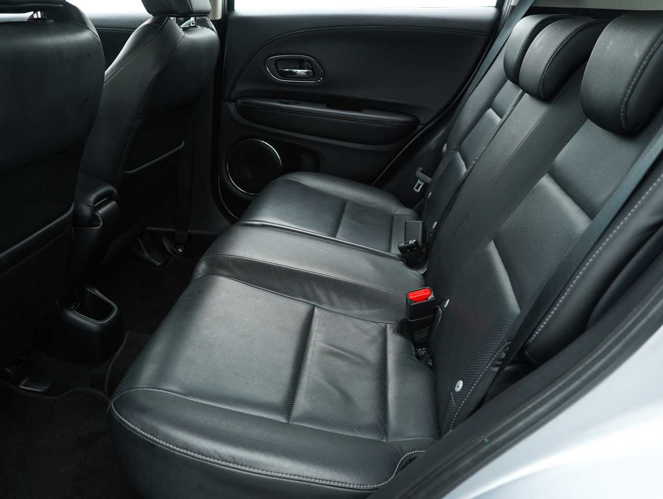 terpakai 2020 Honda HR-V V 1.8