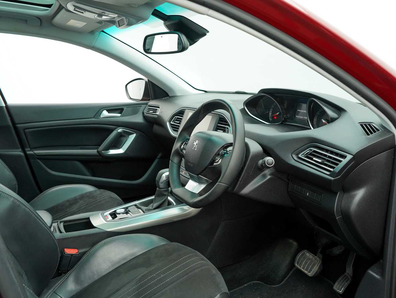 terpakai 2015 Peugeot 308 THP 1.6