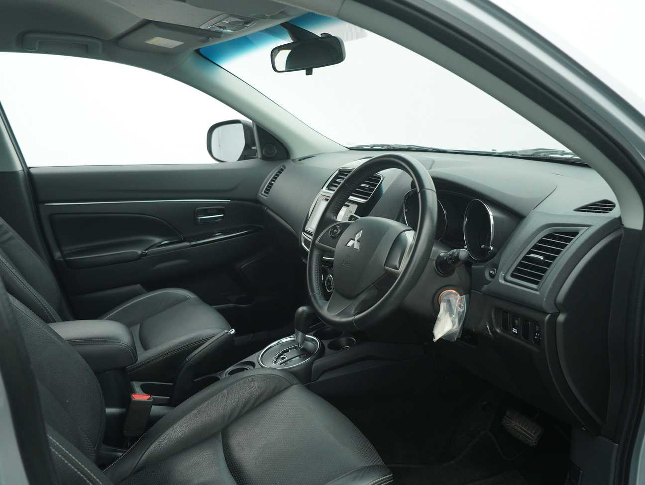 terpakai 2017 Mitsubishi ASX  2.0